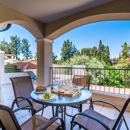 Cozy Apartment In Paphos Beautiful Complex ภายนอก รูปภาพ