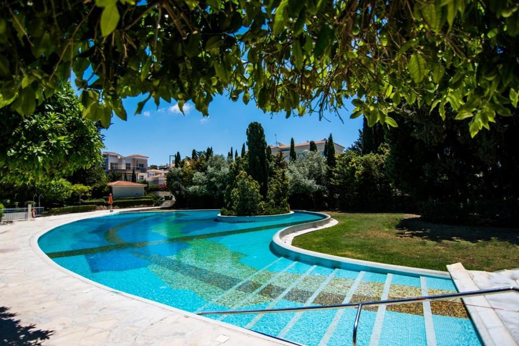 Cozy Apartment In Paphos Beautiful Complex ภายนอก รูปภาพ
